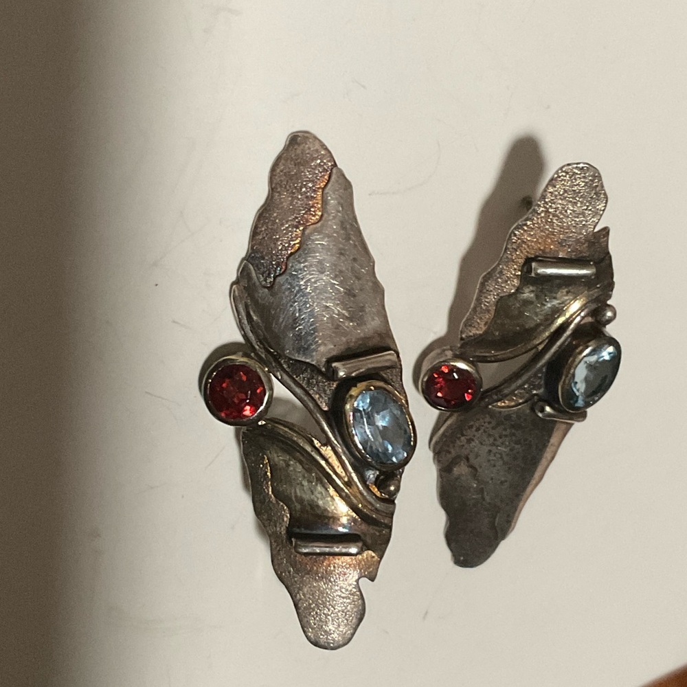 VINTAGE STERLING Silver 925 and Gold Leaf Earrings with Red GARNET, Blue TOPAZ - Picture 3 of 8